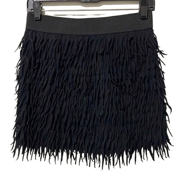 Black‎ fringe draped micro mini skirt, elastic waist size small - Picture 1 of 5